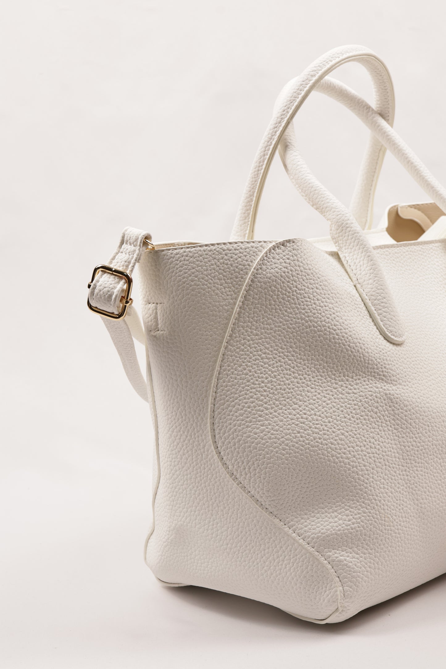 PLLCD Elegant White PU Leather Handbag with Detachable Small Pouch - Spacious & Stylish Tote Bag with Adjustable Strap