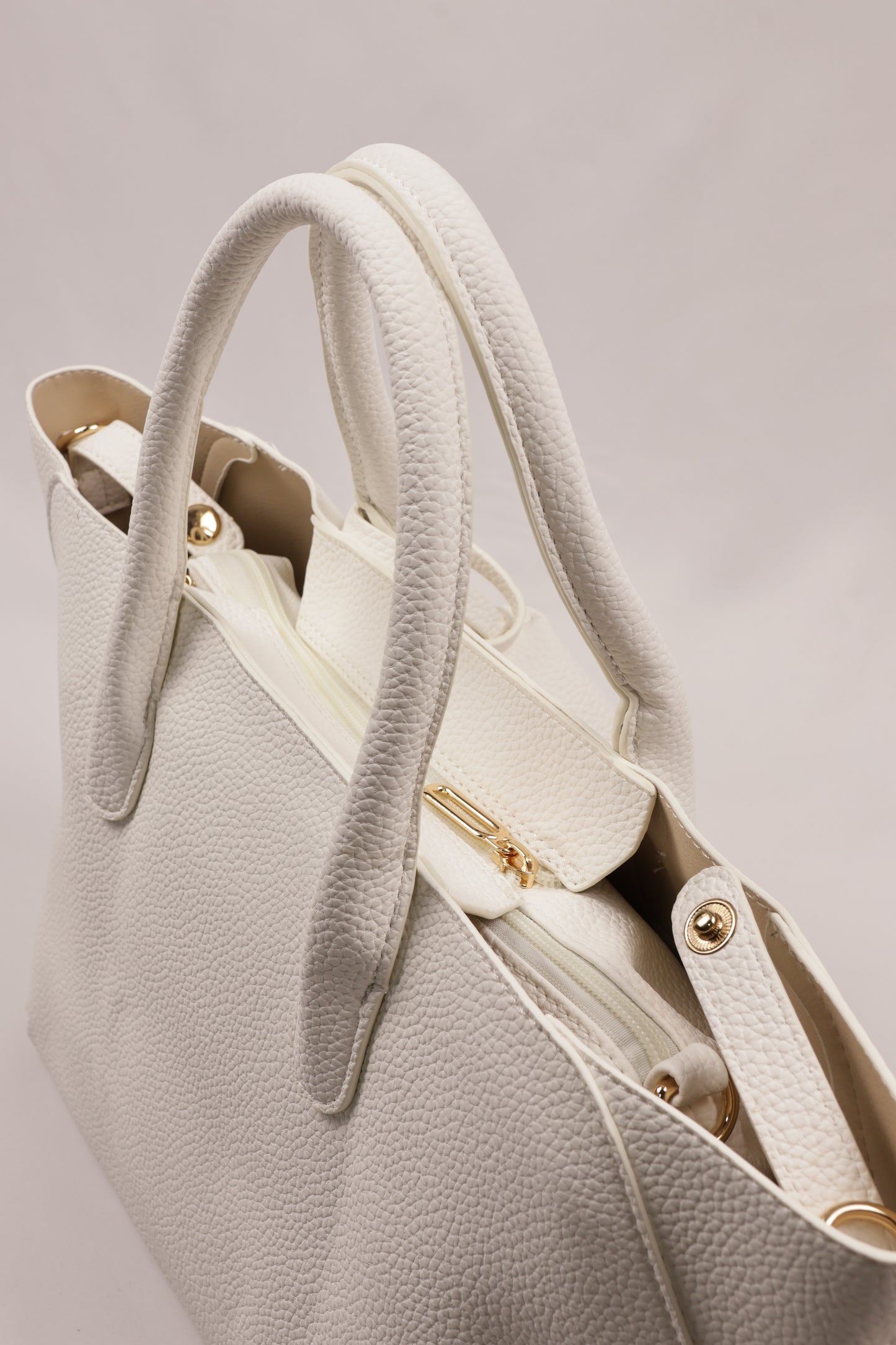 PLLCD Elegant White PU Leather Handbag with Detachable Small Pouch - Spacious & Stylish Tote Bag with Adjustable Strap