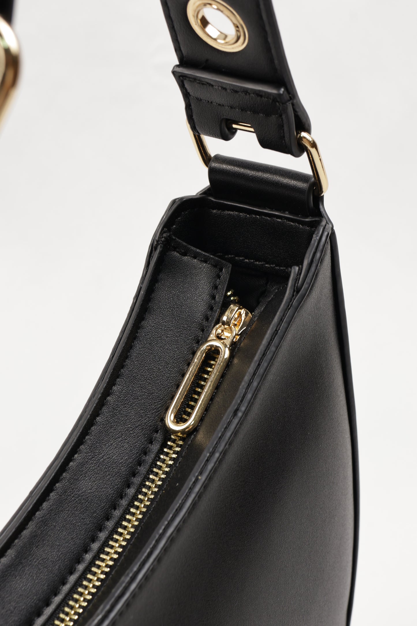 ✨ PLLCD PU Leather Crescent Shoulder Bag for Women – Trendy Baguette Crossbody Purse with Adjustable Strap