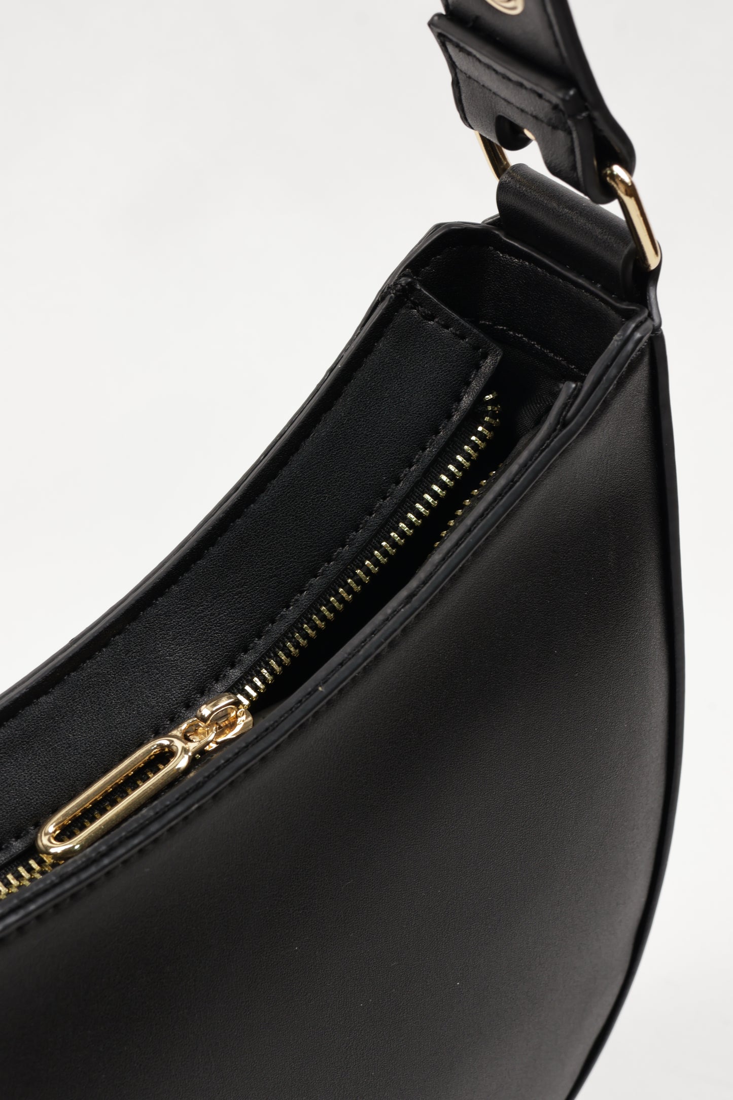 ✨ PLLCD PU Leather Crescent Shoulder Bag for Women – Trendy Baguette Crossbody Purse with Adjustable Strap