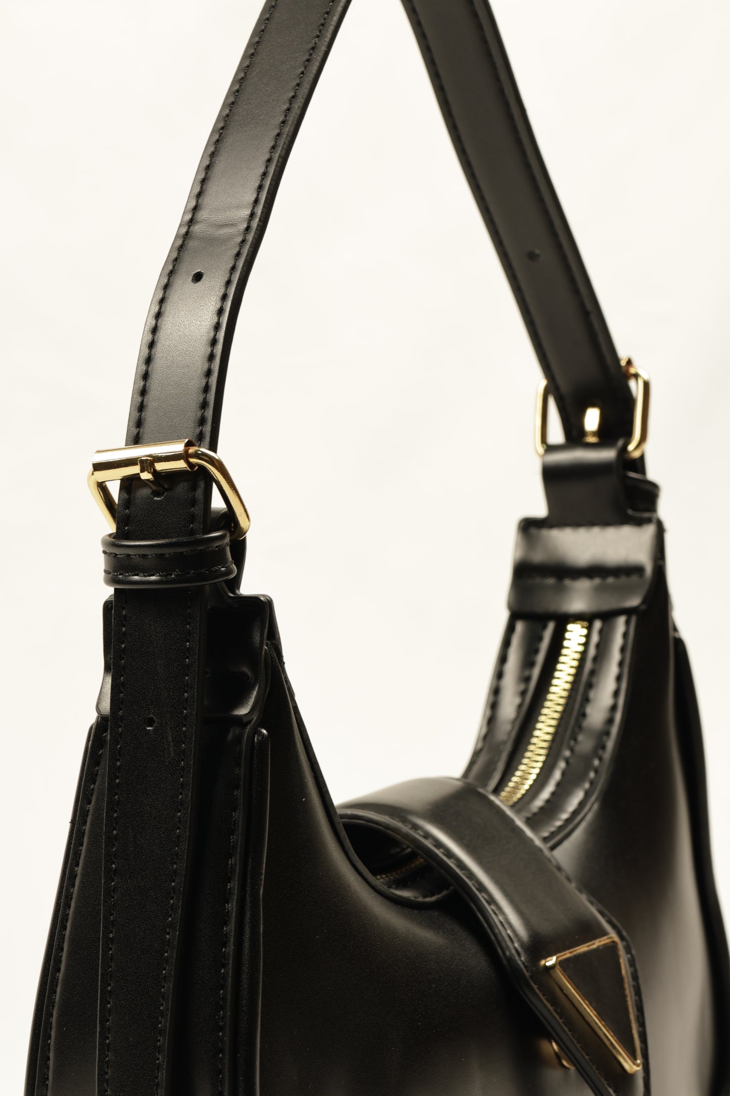 ✨ PLLCD PU Leather Crescent Shoulder Bag – Women’s Half-Moon Crossbody Handbag with Adjustable Strap