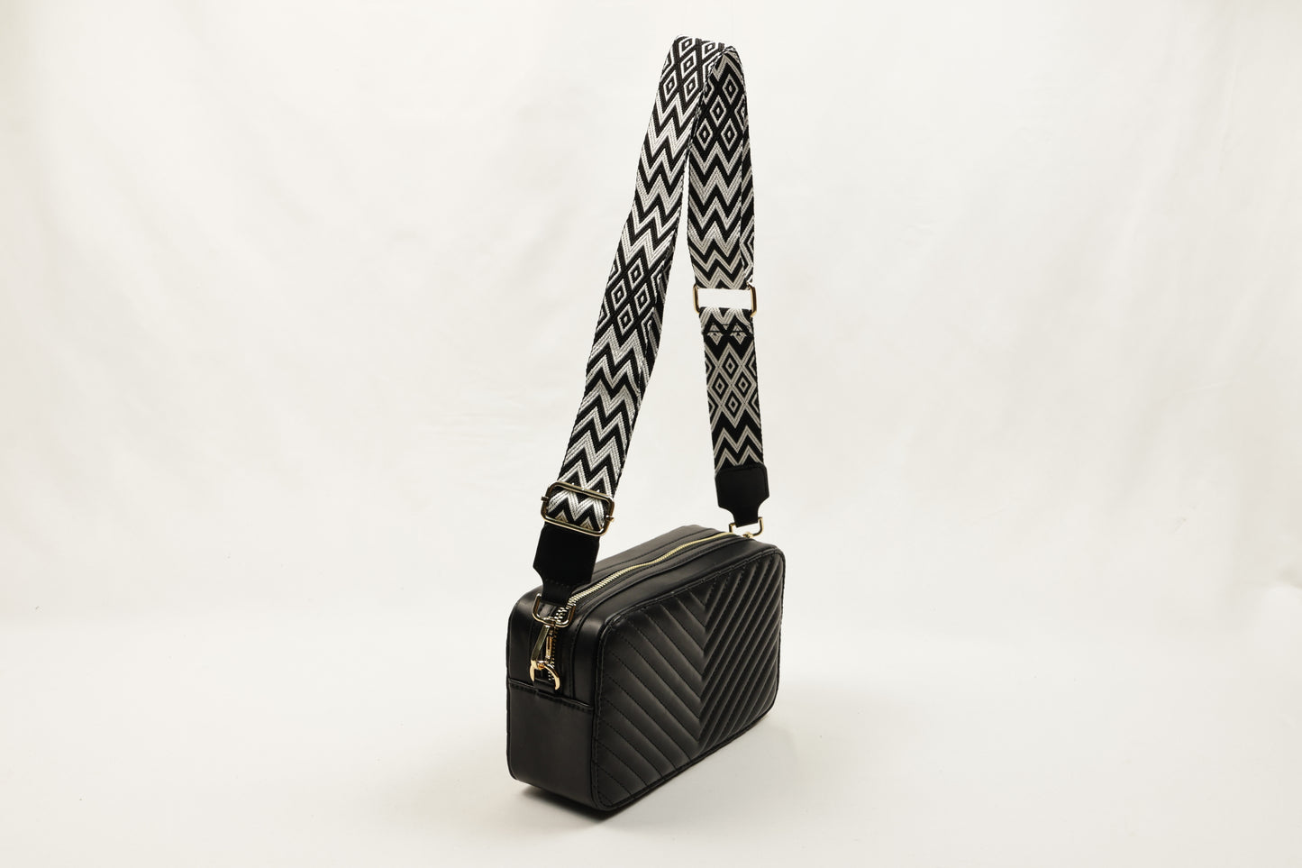 PLLCD Quilted Black Crossbody Bag - 23x14x8cm with Adjustable Patterned Long Strap (85.5–137.5cm)