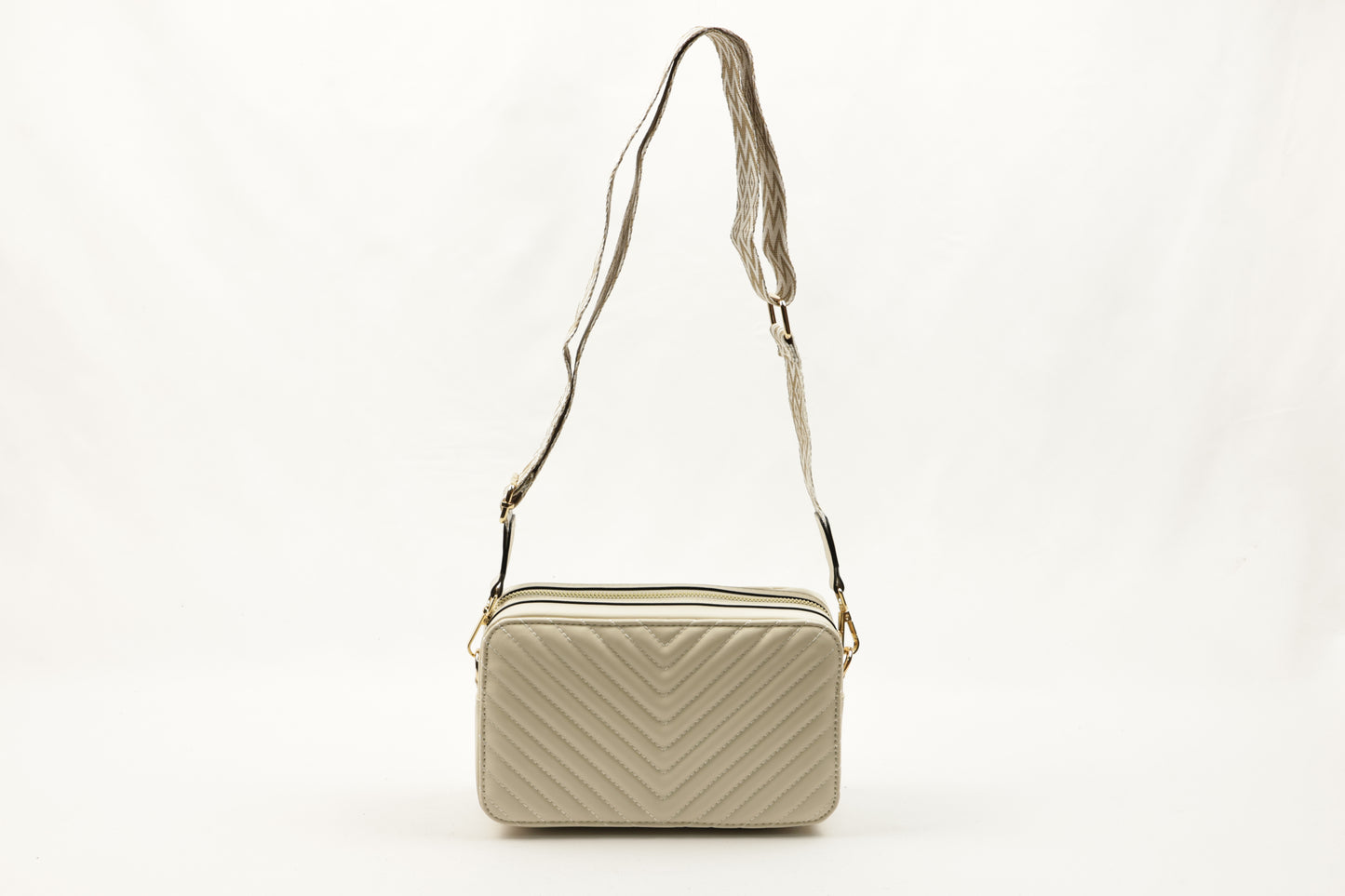 PLLCD Quilted Black Crossbody Bag - 23x14x8cm with Adjustable Patterned Long Strap (85.5–137.5cm)